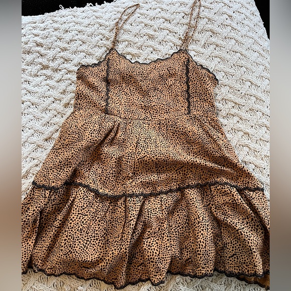 Urban Outfitters Tiered Sleeveless Sundress Mini Dress Animal Print Leopard XS - Picture 3 of 16